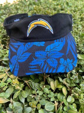LA Chargers Visor - Hawaiian Print - New Era - NFL